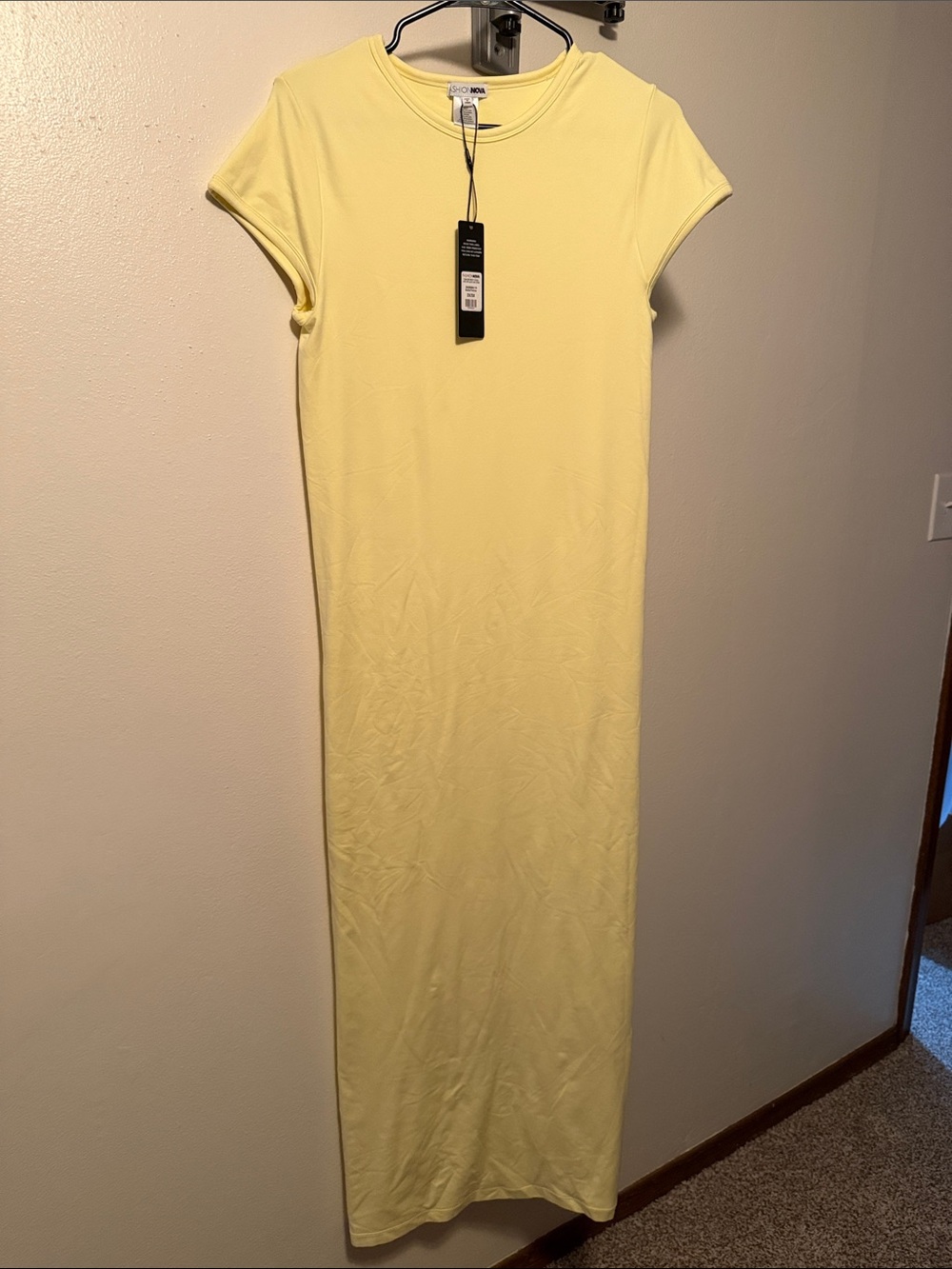 Fashion Nova Light Yellow Crewneck Maxi Dress